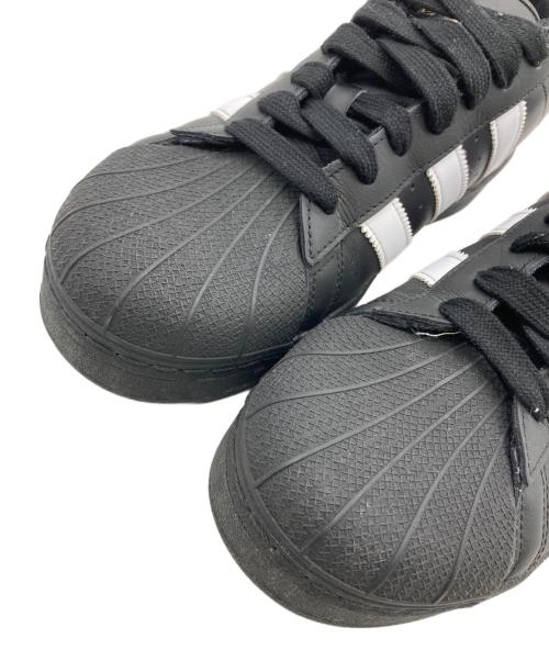 adidas（アディダス）adidas (アディダス) スーパースターXLG ブラック×ホワイト サイズ:27.0の古着・服飾アイテム