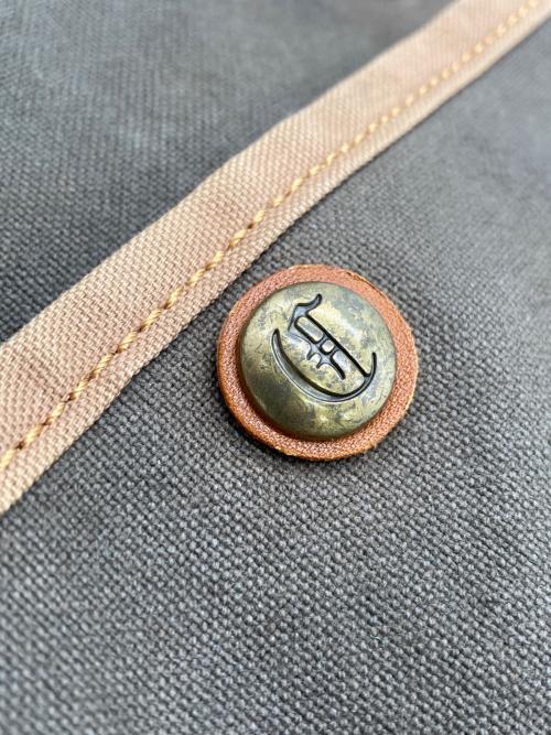 CLEDRAN（クレドラン）CLEDRAN (クレドラン) コットンショルダーバッグ カーキの古着・服飾アイテム