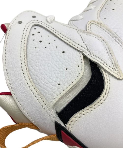 NIKE（ナイキ）NIKE (ナイキ) ハイカットスニーカー ホワイト/ブラック-カーディナル レッド サイズ:27.5 未使用品の古着・服飾アイテム