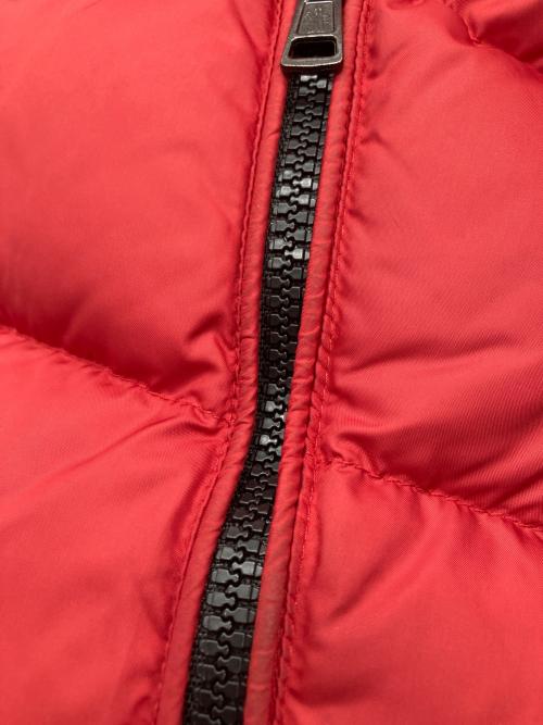 MONCLER（モンクレール）MONCLER (モンクレール) ダウンジャケット レッド サイズ:1の古着・服飾アイテム