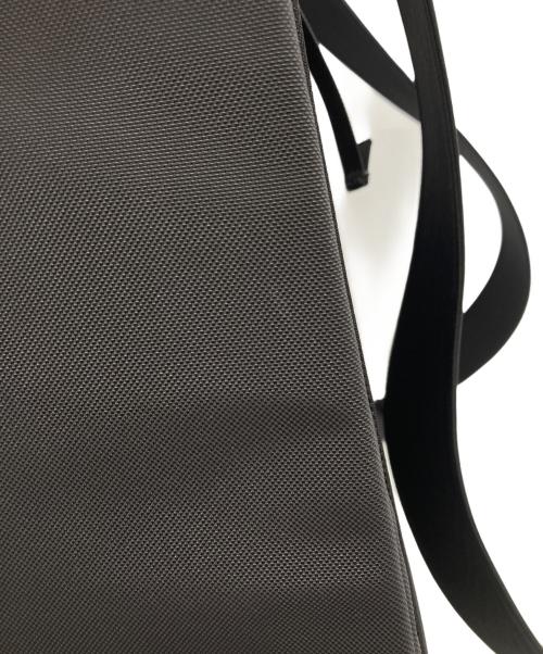 ARC'TERYX（アークテリクス）ARC'TERYX (アークテリクス) ARRO 20 BUCKET BAG ブラックの古着・服飾アイテム