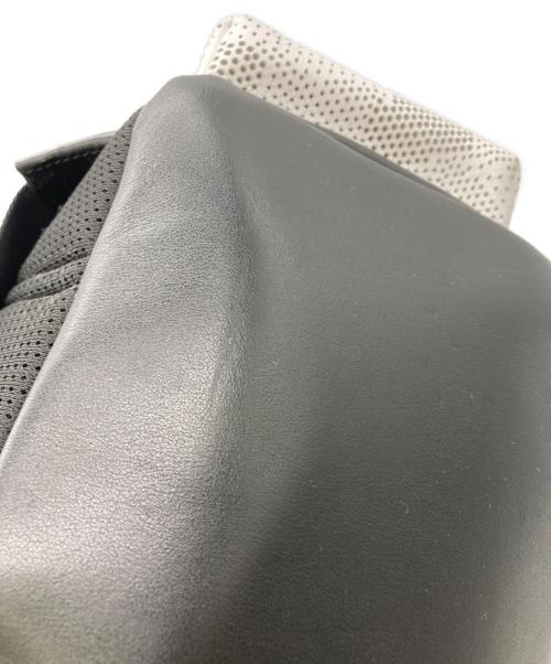 MICHAEL KORS（マイケルコース）MICHAEL KORS (マイケルコース) Henry Camo Perforated Leather Backpack ホワイトの古着・服飾アイテム