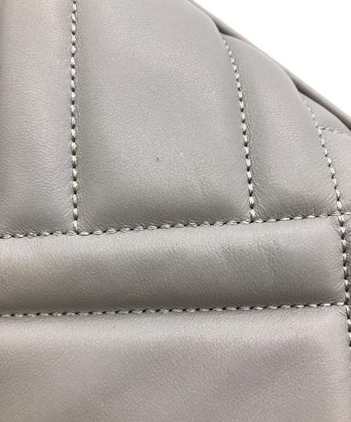 MICHAEL KORS（マイケルコース）MICHAEL KORS (マイケルコース) チェーンハンドバッグ グレーの古着・服飾アイテム