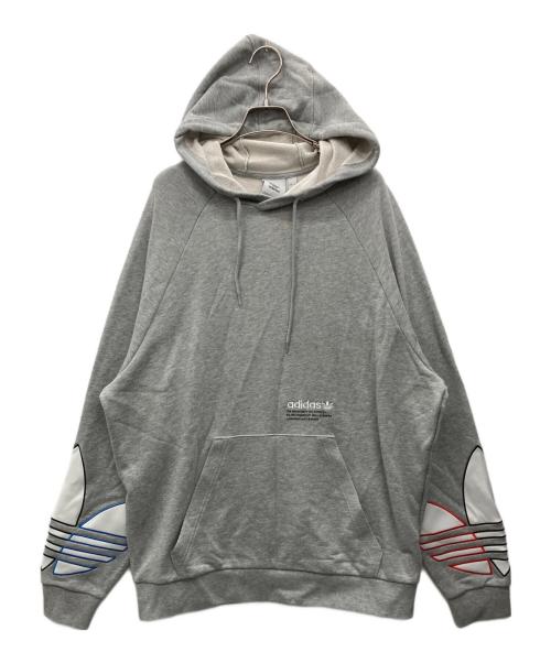 adidas（アディダス）adidas (アディダス) アディカラー トリコロール トレフォイル パーカー グレー サイズ:XOの古着・服飾アイテム