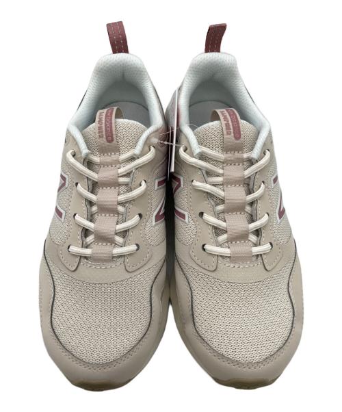 NEW BALANCE（ニューバランス）NEW BALANCE (ニューバランス) ウォーキングシューズ ベージュ サイズ:23.5cm 未使用品の古着・服飾アイテム