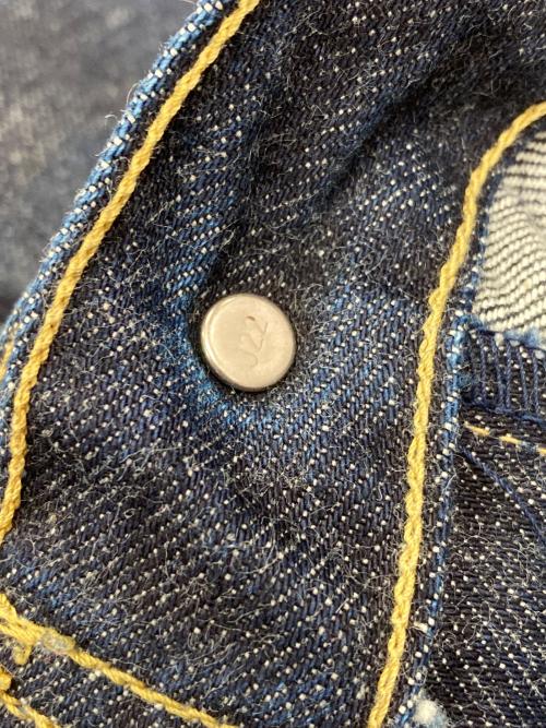 LEVI'S（リーバイス）LEVI'S (リーバイス) デニムパンツ ネイビー サイズ:W28の古着・服飾アイテム