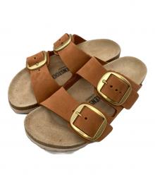 BIRKENSTOCK（ビルケンシュトック）の古着「ビッグバッグルサンダル」｜ブラウン