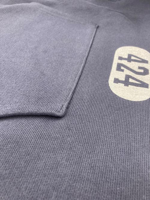 Champion REVERSE WEAVE（チャンピオン リバース ウィーブ）Champion REVERSE WEAVE (チャンピオン リバース ウィーブ) プルオーバーパーカー チャコールグレー サイズ:Lの古着・服飾アイテム