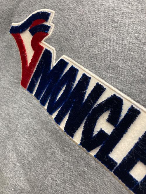 MONCLER GENIUS（モンクレール ジーニアス）MONCLER GENIUS (モンクレール ジーニアス) クルーネックスウェット グレー サイズ:2の古着・服飾アイテム