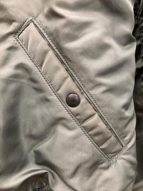 AVIREX（アヴィレックス）AVIREX (アヴィレックス) MA-1ジャケット オリーブ サイズ:XLの古着・服飾アイテム