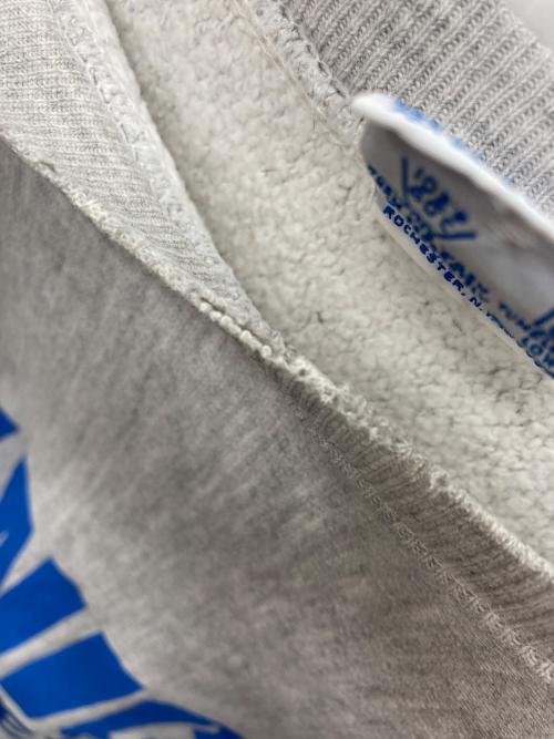 Champion（チャンピオン）Champion (チャンピオン) スウェット グレー サイズ:Lの古着・服飾アイテム