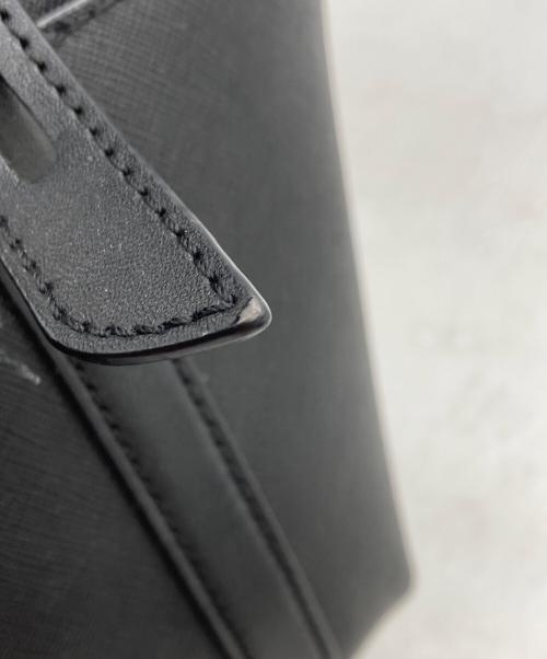 MICHAEL KORS（マイケルコース）MICHAEL KORS (マイケルコース) サリバン スモール コンバーチブル トップジップ トート ブラックの古着・服飾アイテム
