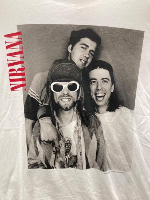 REPLAY TRIBUTE（リプレイ トリビュート）REPLAY TRIBUTE (リプレイ トリビュート) NIRVANA (ニルヴァーナ) バンドTシャツ ホワイト サイズ:Mの古着・服飾アイテム