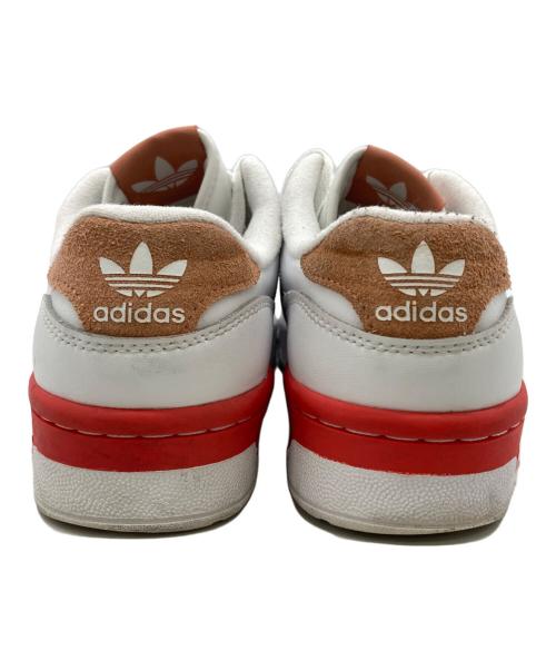 adidas（アディダス）adidas (アディダス) ローカットスニーカー ホワイト サイズ:27.5の古着・服飾アイテム