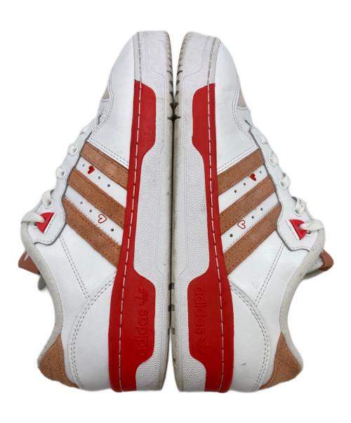 adidas（アディダス）adidas (アディダス) ローカットスニーカー ホワイト サイズ:27.5の古着・服飾アイテム