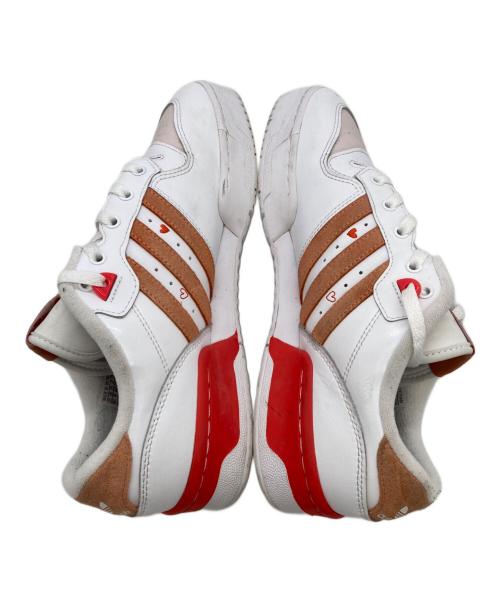 adidas（アディダス）adidas (アディダス) ローカットスニーカー ホワイト サイズ:27.5の古着・服飾アイテム