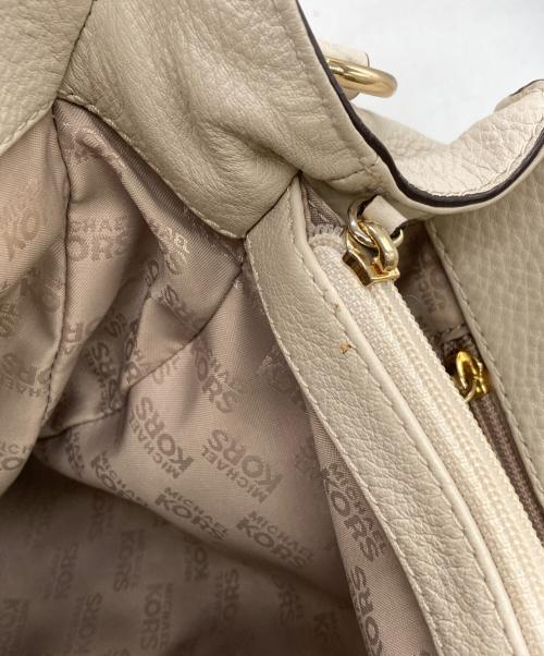 MICHAEL KORS（マイケルコース）MICHAEL KORS (マイケルコース) 2wayハンドバッグ ベージュの古着・服飾アイテム