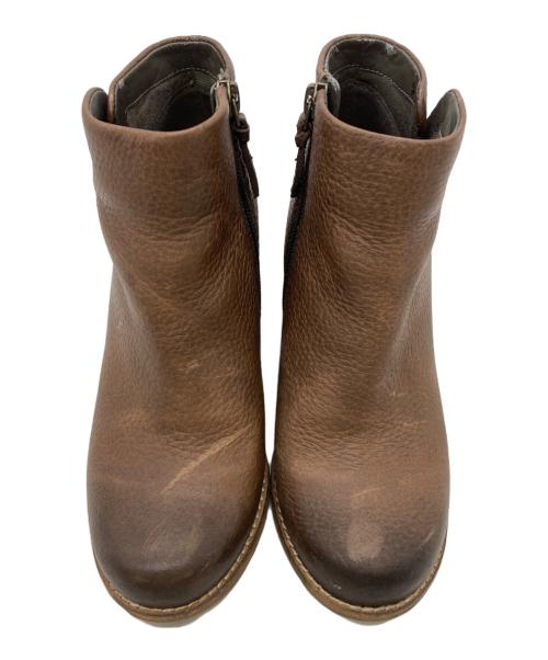 CLARKS plus（クラークス プラス）CLARKS plus (クラークス プラス) ショートブーツ ブラウン サイズ:23.5の古着・服飾アイテム