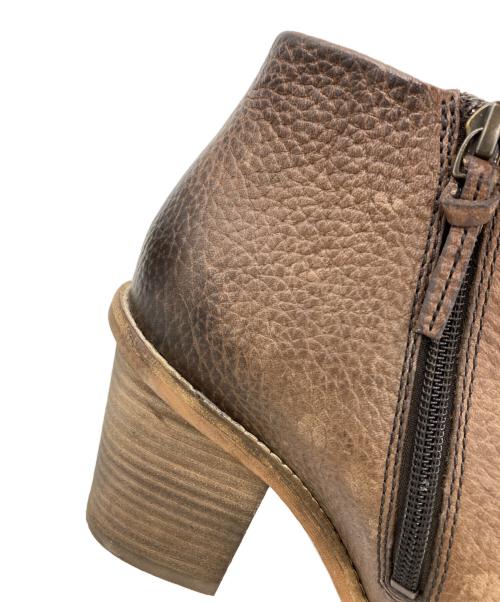 CLARKS plus（クラークス プラス）CLARKS plus (クラークス プラス) ショートブーツ ブラウン サイズ:23.5の古着・服飾アイテム