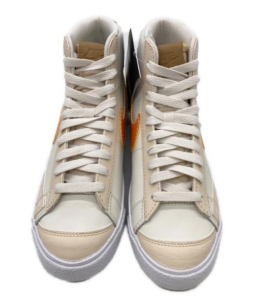 NIKE（ナイキ）NIKE (ナイキ) Blazer Mid '77 EMB 