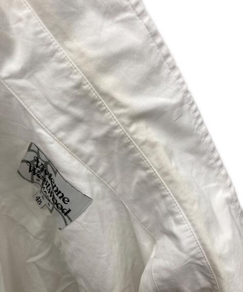 Vivienne Westwood（ヴィヴィアンウエストウッド）Vivienne Westwood (ヴィヴィアンウエストウッド) シャツ ホワイト サイズ:48の古着・服飾アイテム