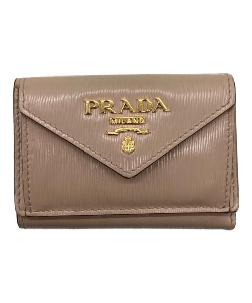 PRADA（プラダ）PRADA (プラダ) 3つ折り財布 ベージュの古着・服飾アイテム