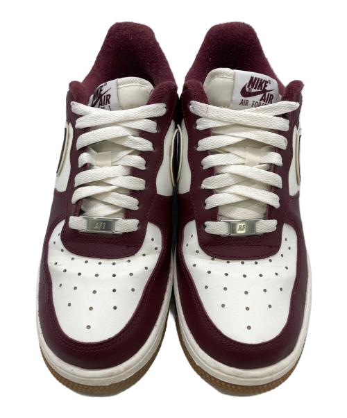 NIKE（ナイキ）NIKE (ナイキ) AIR FORCE 1 '07 LOW ホワイト×ボルドー サイズ:25.0の古着・服飾アイテム