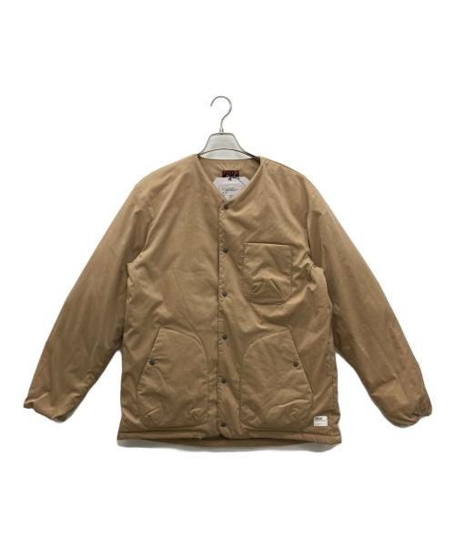 NANGA（ナンガ）NANGA (ナンガ) ノーカラーインナーダウン ベージュ サイズ:M 未使用品の古着・服飾アイテム