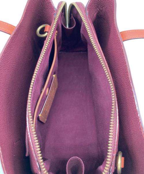 COACH（コーチ）COACH (コーチ) ローラ キャリーオール 30 シグネチャー キャンバス ブラウンの古着・服飾アイテム
