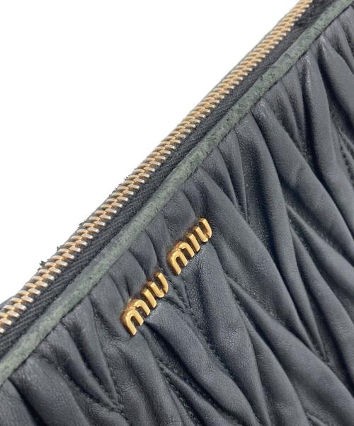MIU MIU（ミュウミュウ）MIU MIU (ミュウミュウ) 2WAYショルダーバッグ ブラックの古着・服飾アイテム