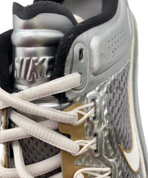 NIKE（ナイキ）NIKE (ナイキ) AIR MAX 2013 シルバー サイズ:27.5cmの古着・服飾アイテム