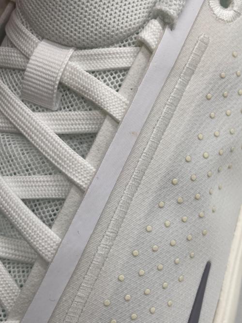 NIKE（ナイキ）NIKE (ナイキ) Air Zoom Upturn SC ホワイト サイズ:27.5cmの古着・服飾アイテム