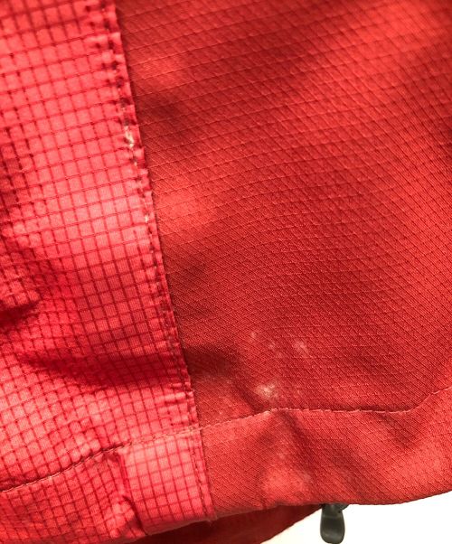 MONTANE（モンテイン）MONTANE (モンテイン) マウンテンパーカー レッド サイズ:不明の古着・服飾アイテム