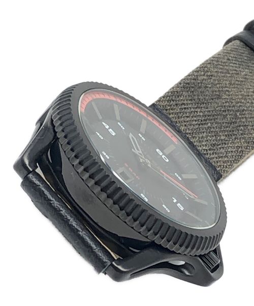 DIESEL（ディーゼル）DIESEL (ディーゼル) 腕時計 クォーツ ROLLCAGE(ロールケージ) サイズ:実寸サイズにてご確認ください。の古着・服飾アイテム