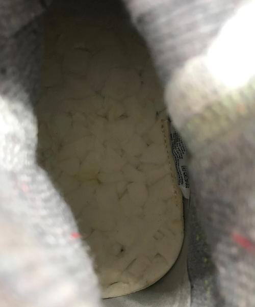 NIKE（ナイキ）NIKE (ナイキ) スニーカー　SPACEHIPPIE03 THIS IS TRASH グレー サイズ:US9.5の古着・服飾アイテム