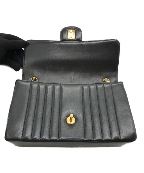 CHANEL（シャネル）CHANEL (シャネル) ゴールドチェーンショルダーバッグ ブラック サイズ:実寸サイズにてご確認ください。の古着・服飾アイテム