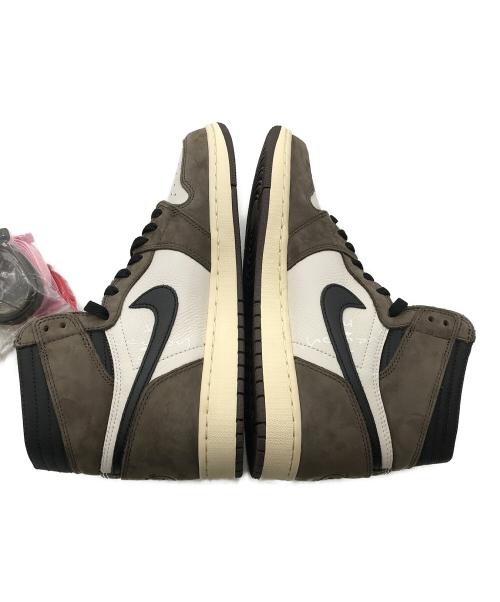 Travis Scott（トラヴィススコット）Travis Scott (トラヴィススコット) NIKE (ナイキ) ハイカットスニーカー AIR JORDAN 1 RETRO HIGH OG（エアジョーダン1レトロハイ） ホワイト×ブラウン サイズ:US9.5 未使用品の古着・服飾アイテム