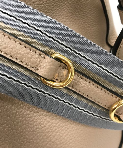 PRADA（プラダ）PRADA (プラダ) ショルダーバッグ ベージュ サイズ:実寸サイズにてご確認ください。の古着・服飾アイテム