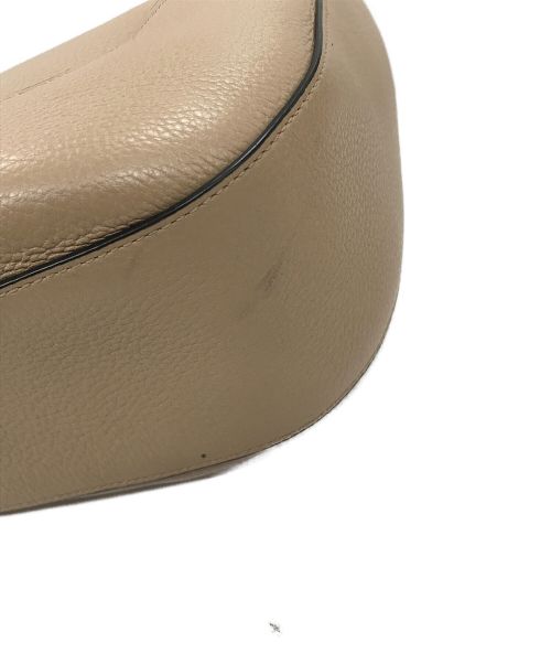 PRADA（プラダ）PRADA (プラダ) ショルダーバッグ ベージュ サイズ:実寸サイズにてご確認ください。の古着・服飾アイテム