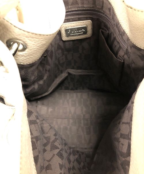 FURLA（フルラ）FURLA (フルラ) ショルダーバッグ ベージュ サイズ:実寸サイズにてご確認ください。の古着・服飾アイテム