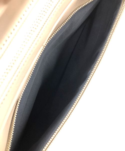 BUISINESS LEATHER FACTORY（ビジネスレザーファクトリー）BUISINESS LEATHER FACTORY (ビジネスレザーファクトリー) リュック ベージュ サイズ:実寸サイズにてご確認ください。の古着・服飾アイテム