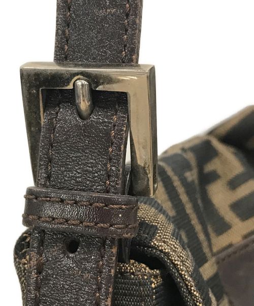 FENDI（フェンディ）FENDI (フェンディ) ショルダーバッグ　マンマバケット ブラウン サイズ:実寸サイズにてご確認ください。の古着・服飾アイテム