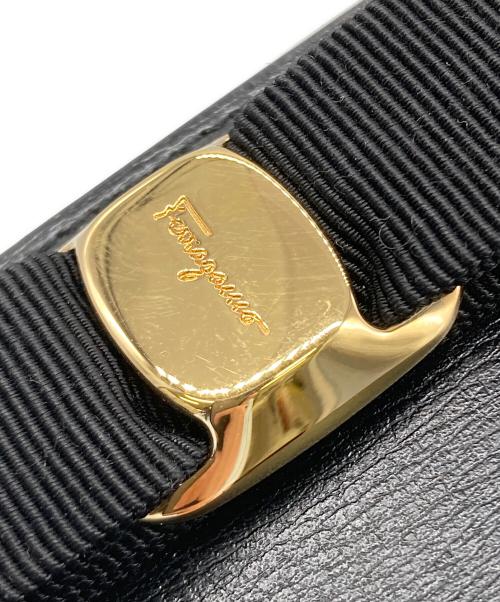Salvatore Ferragamo（サルヴァトーレ フェラガモ）Salvatore Ferragamo (サルヴァトーレ フェラガモ) 2つ折り財布 ブラックの古着・服飾アイテム