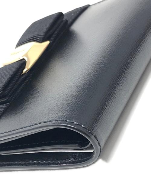 Salvatore Ferragamo（サルヴァトーレ フェラガモ）Salvatore Ferragamo (サルヴァトーレ フェラガモ) 2つ折り財布 ブラック サイズ:実寸サイズにてご確認ください。の古着・服飾アイテム