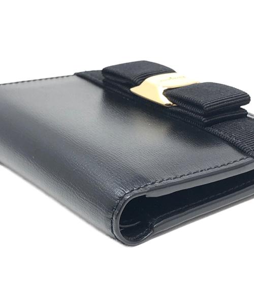 Salvatore Ferragamo（サルヴァトーレ フェラガモ）Salvatore Ferragamo (サルヴァトーレ フェラガモ) 2つ折り財布 ブラック サイズ:実寸サイズにてご確認ください。の古着・服飾アイテム