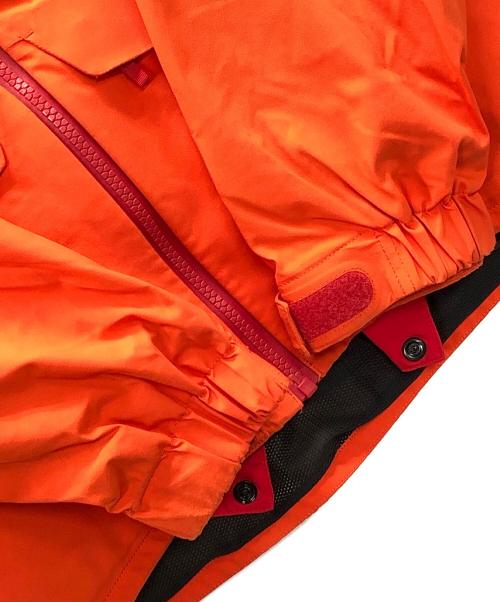 THE NORTH FACE（ザ ノース フェイス）THE NORTH FACE (ザ ノース フェイス) マウンテンパーカー　セディションジャケット レッド サイズ:Lの古着・服飾アイテム