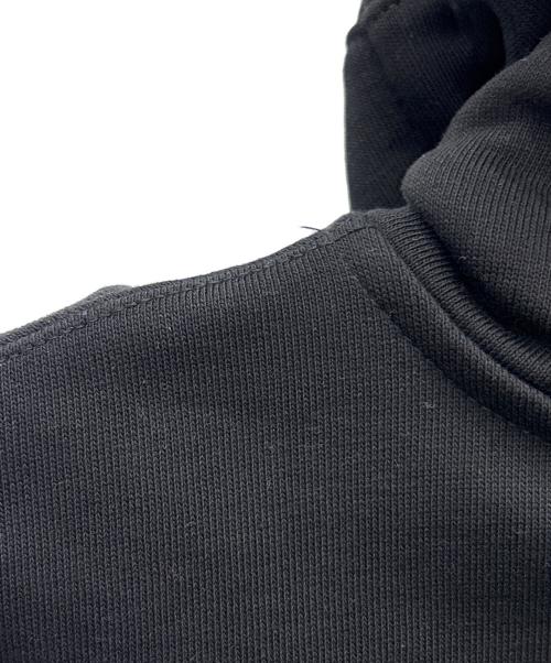 BURBERRY（バーバリー）BURBERRY (バーバリー) プルオーバーパーカー ブラック サイズ:Mの古着・服飾アイテム