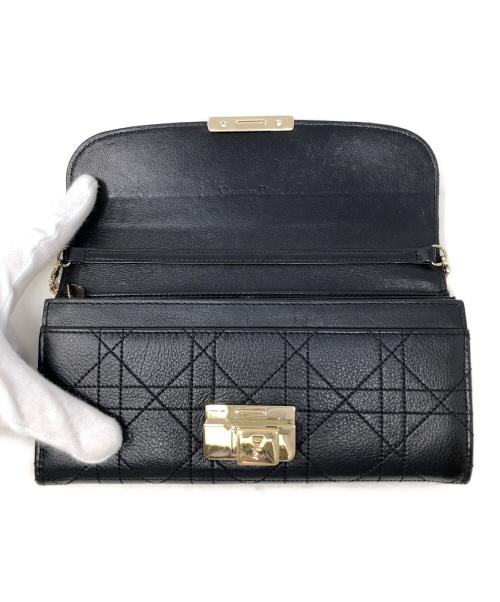 Christian Dior（クリスチャン ディオール）Christian Dior (クリスチャン ディオール) チェーンウォレット　カナージュ ブラック サイズ:実寸サイズにてご確認ください。の古着・服飾アイテム
