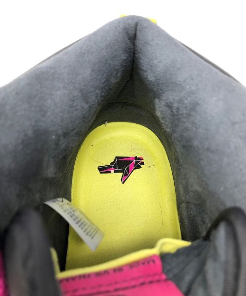 NIKE（ナイキ）NIKE (ナイキ) ハイカットスニーカー SB DUNK HIGH PRO QS(スケートボーディング ダンク ハイ クイックストライク) ピンク×グレー サイズ:26cmの古着・服飾アイテム