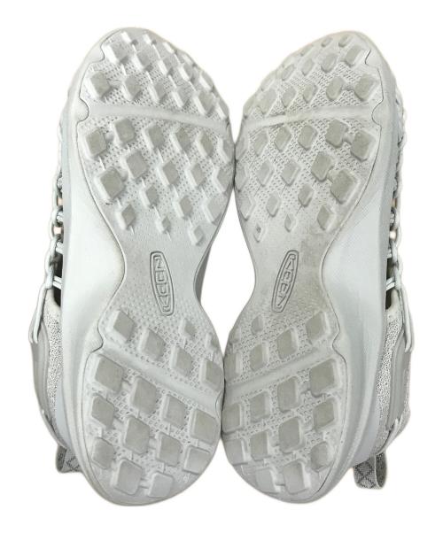 KEEN（キーン）KEEN (キーン) スニーカー ライトグレー サイズ:27cmの古着・服飾アイテム